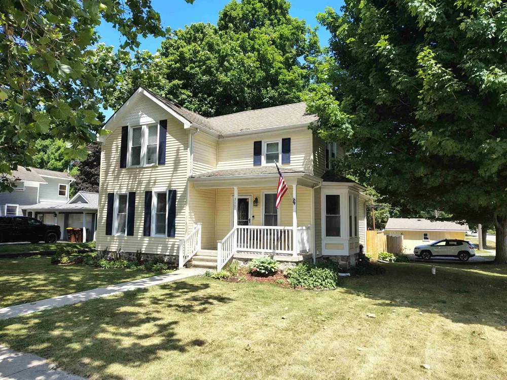 315 E Main Street Vernon Village, MI 48476