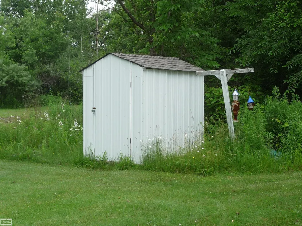 4382 Wall Road Port Huron City, MI 48060