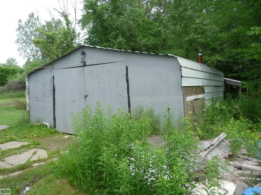 4382 Wall Road Port Huron City, MI 48060