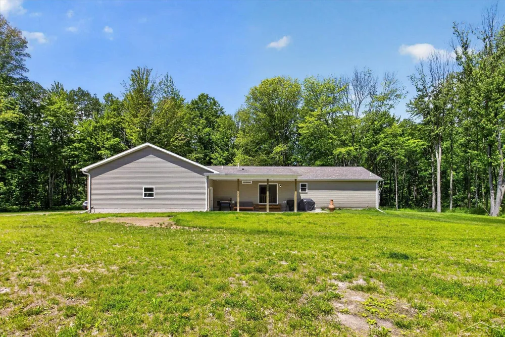 5590 Jefferson Road Mills Township, MI 48642