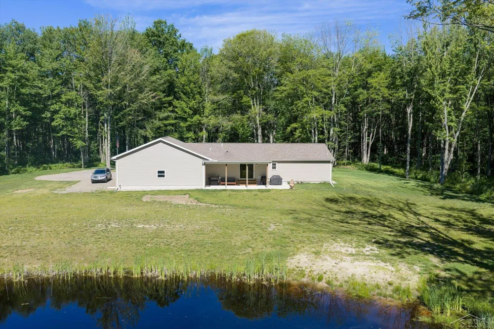 5590 Jefferson Road Mills Township, MI 48642