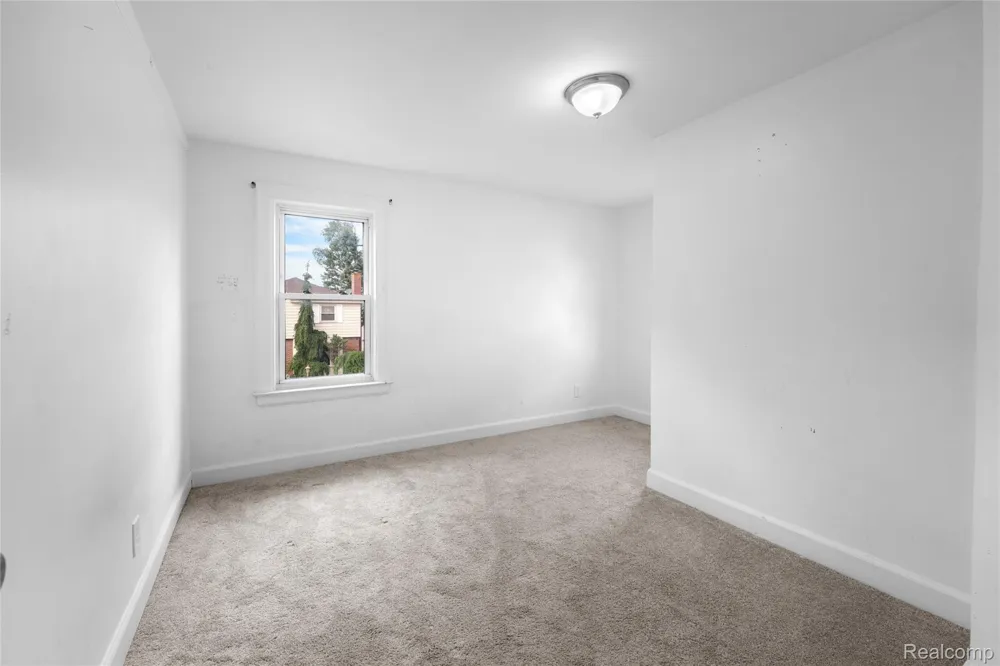 957 Winchester Avenue Lincoln Park City, MI 48146