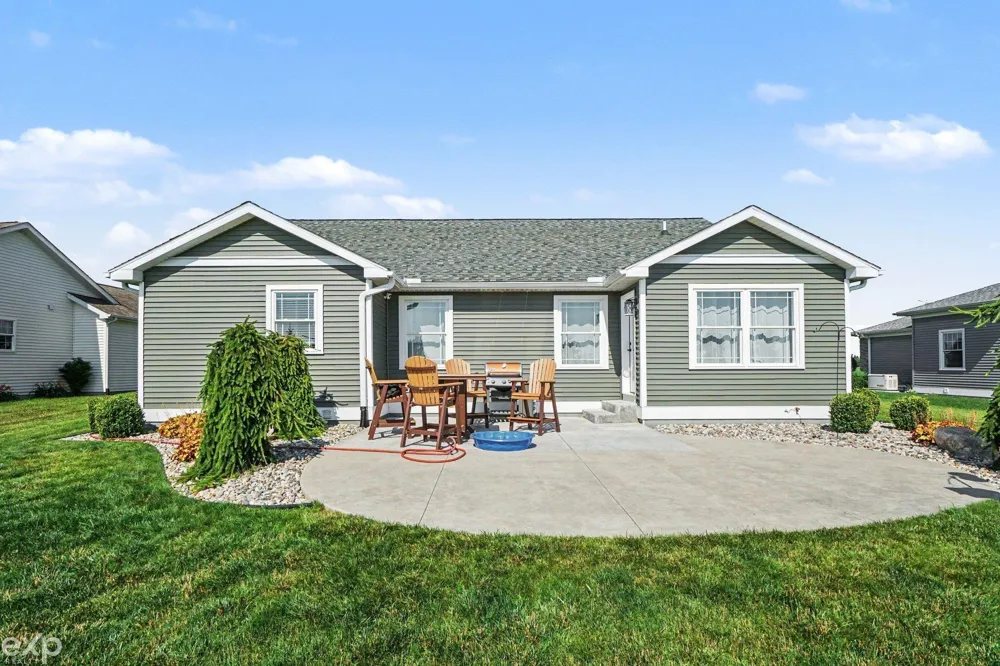 2743 Limerick Drive Frankenlust Township, MI 48706
