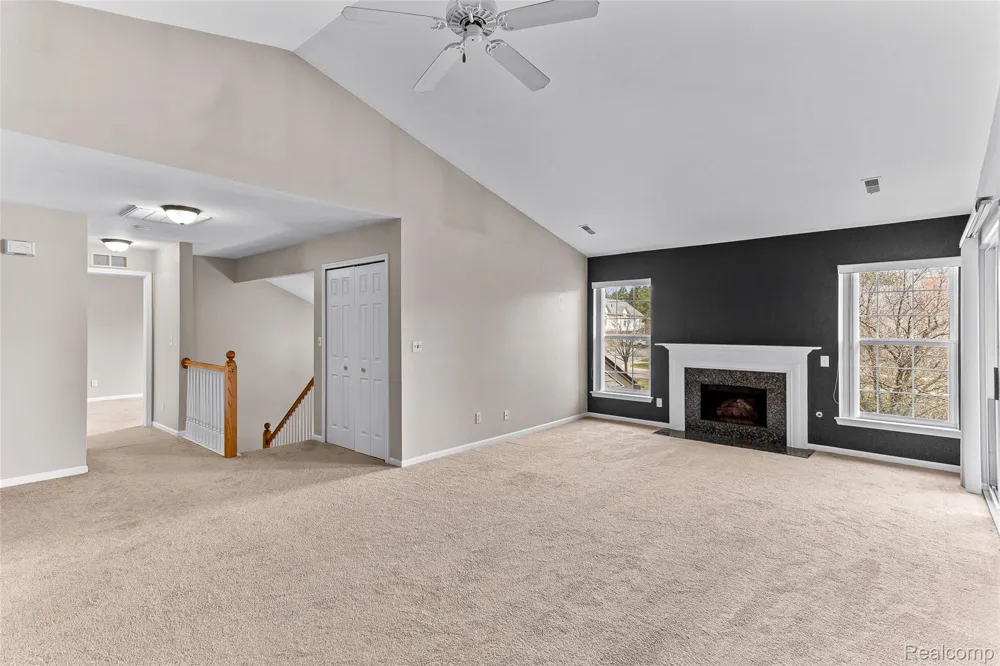 3553 Oakmonte Boulevard Oakland Charter Township, MI 48306