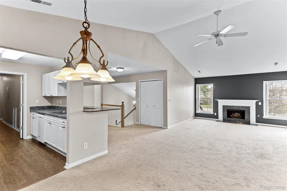 3553 Oakmonte Boulevard Oakland Charter Township, MI 48306
