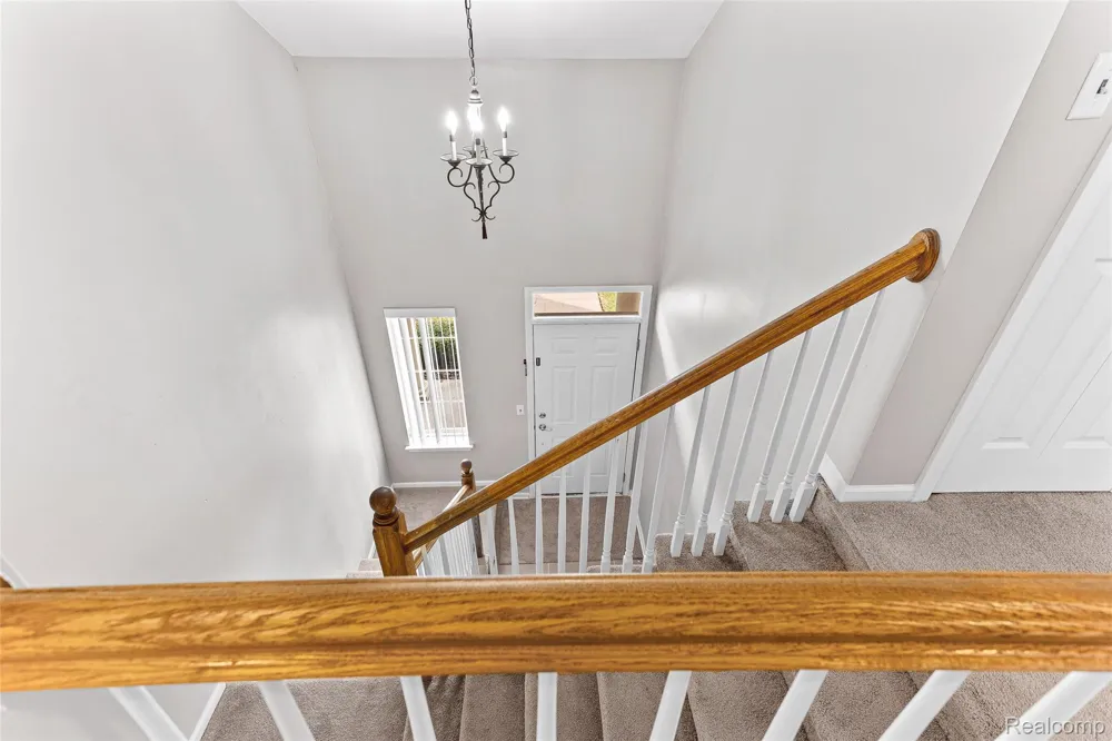 3553 Oakmonte Boulevard Oakland Charter Township, MI 48306