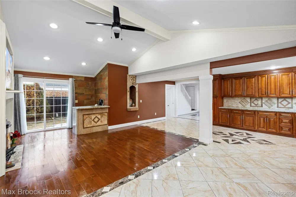 38327 Sleigh Drive Sterling Heights City, MI 48310