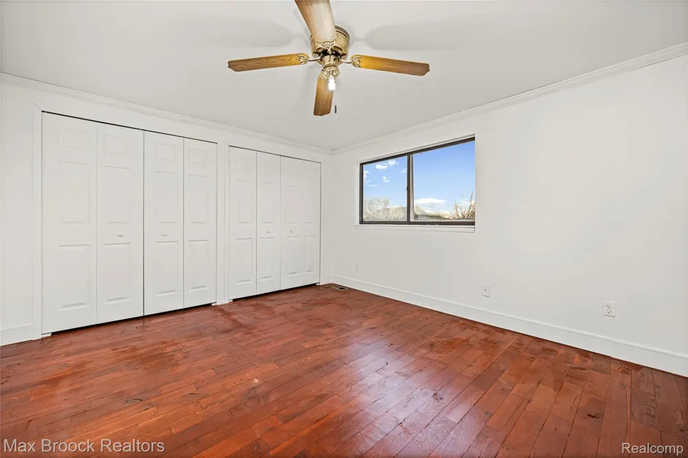 38327 Sleigh Drive Sterling Heights City, MI 48310
