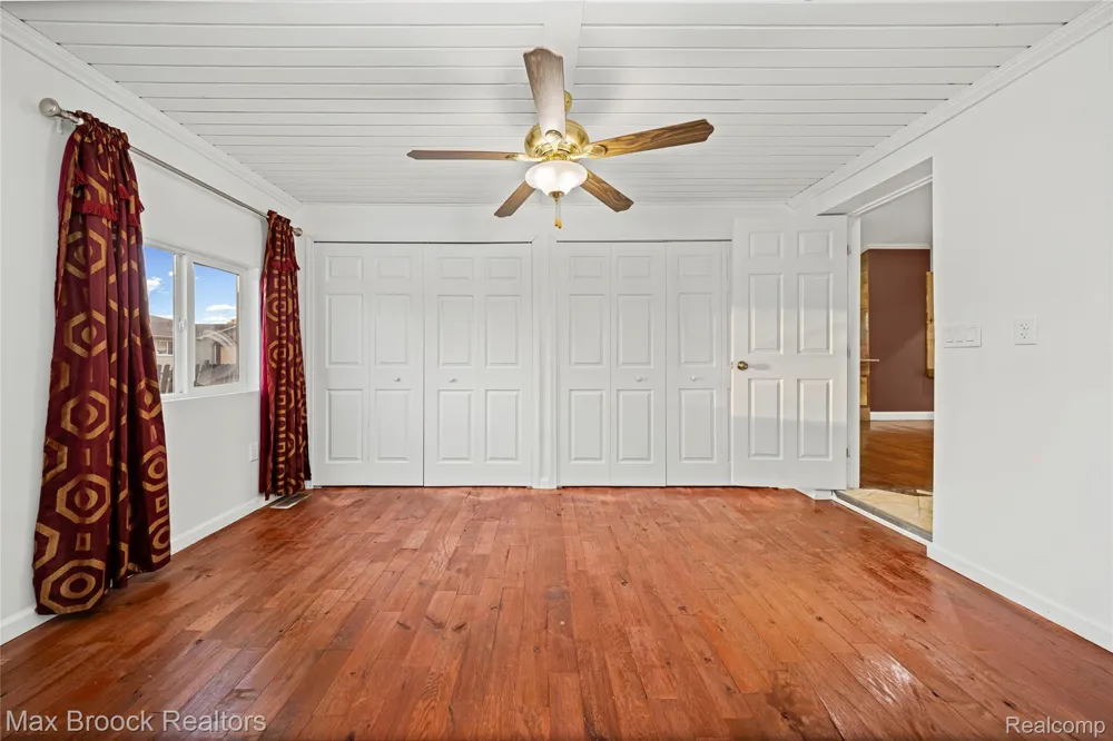 38327 Sleigh Drive Sterling Heights City, MI 48310