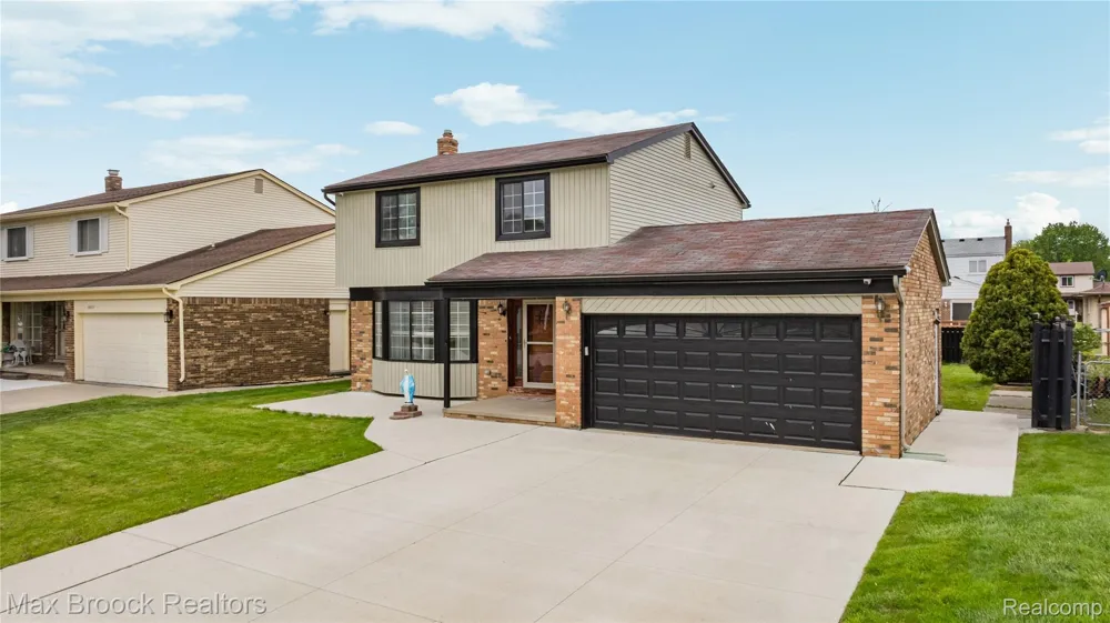 38327 Sleigh Drive Sterling Heights City, MI 48310
