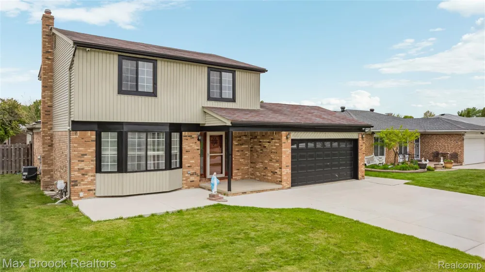 38327 Sleigh Drive Sterling Heights City, MI 48310