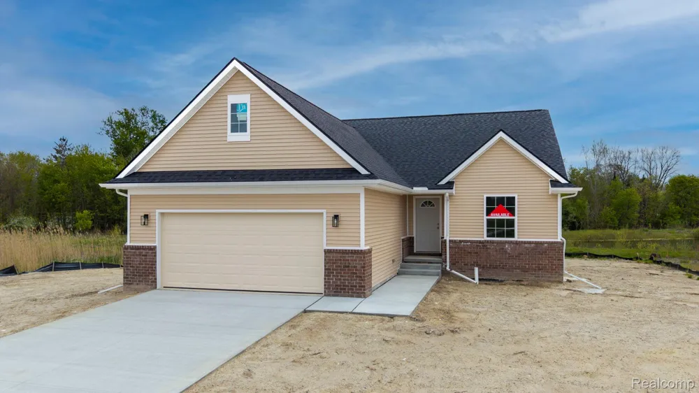 2279 Baltimore Davison City, MI 48423