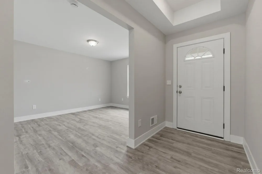 2279 Baltimore Davison City, MI 48423