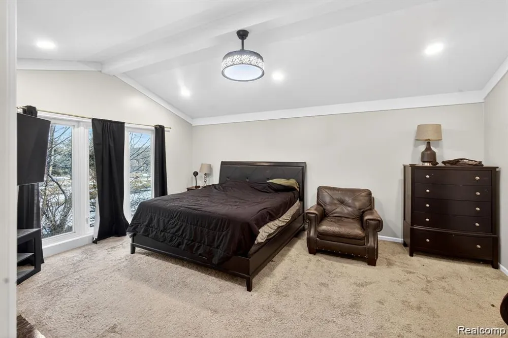 5874 Orchard Woods Drive West Bloomfield Charter Township, MI 48324