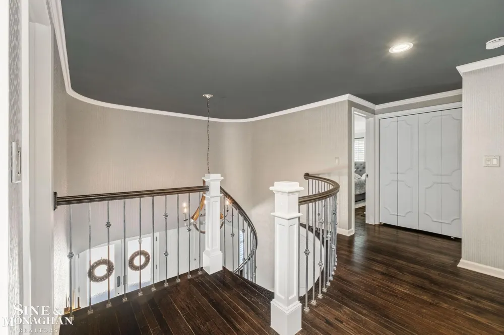 264 Grosse Pointe Boulevard Grosse Pointe Farms City, MI 48236