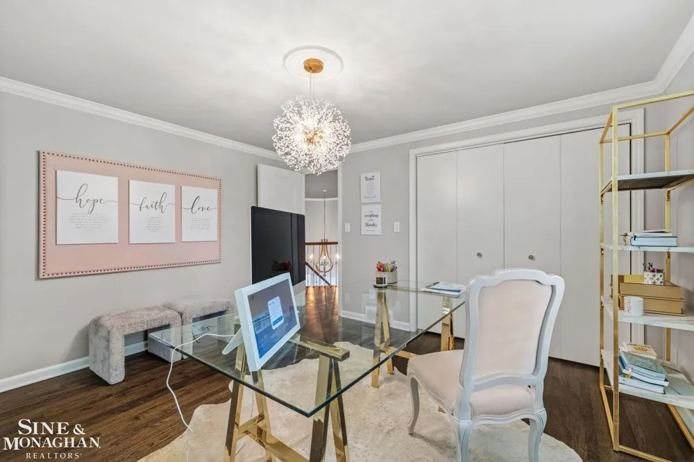 264 Grosse Pointe Boulevard Grosse Pointe Farms City, MI 48236
