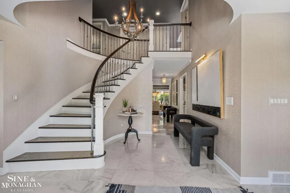 264 Grosse Pointe Boulevard Grosse Pointe Farms City, MI 48236