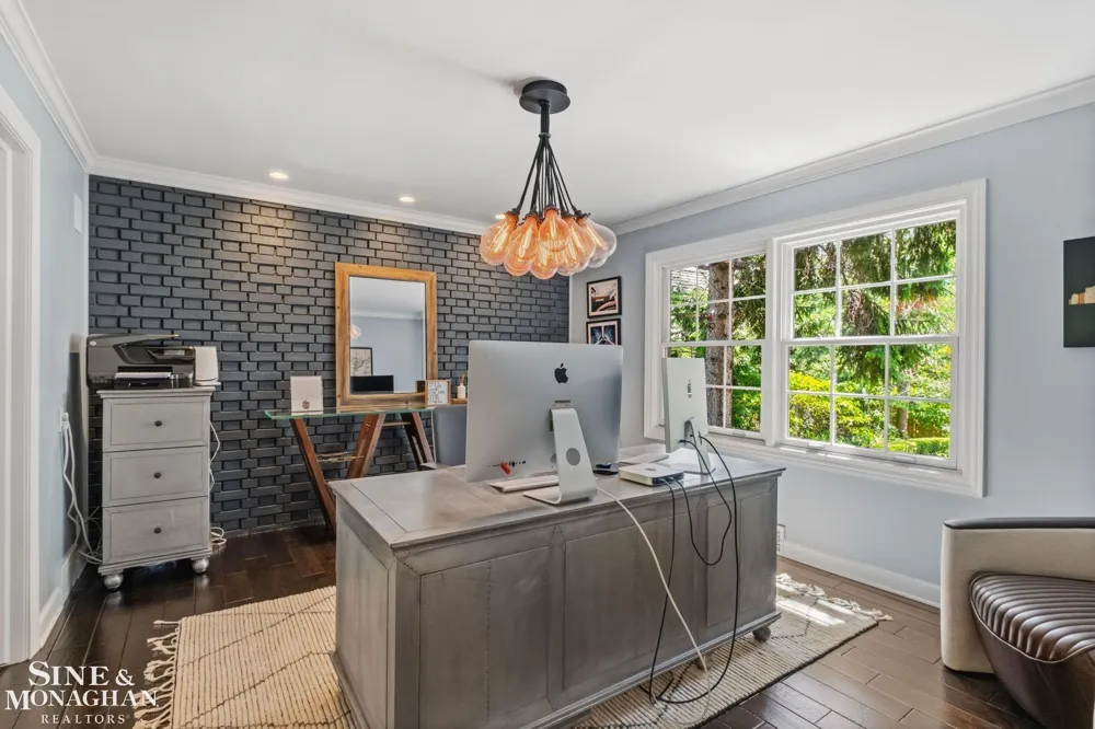 264 Grosse Pointe Boulevard Grosse Pointe Farms City, MI 48236