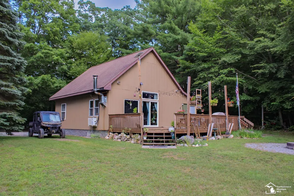 4831 Meadow View Trail Logan Township, MI 49405