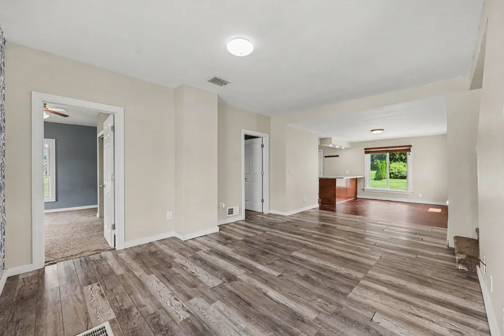 408 E Chicago Street Jonesville City, MI 49250