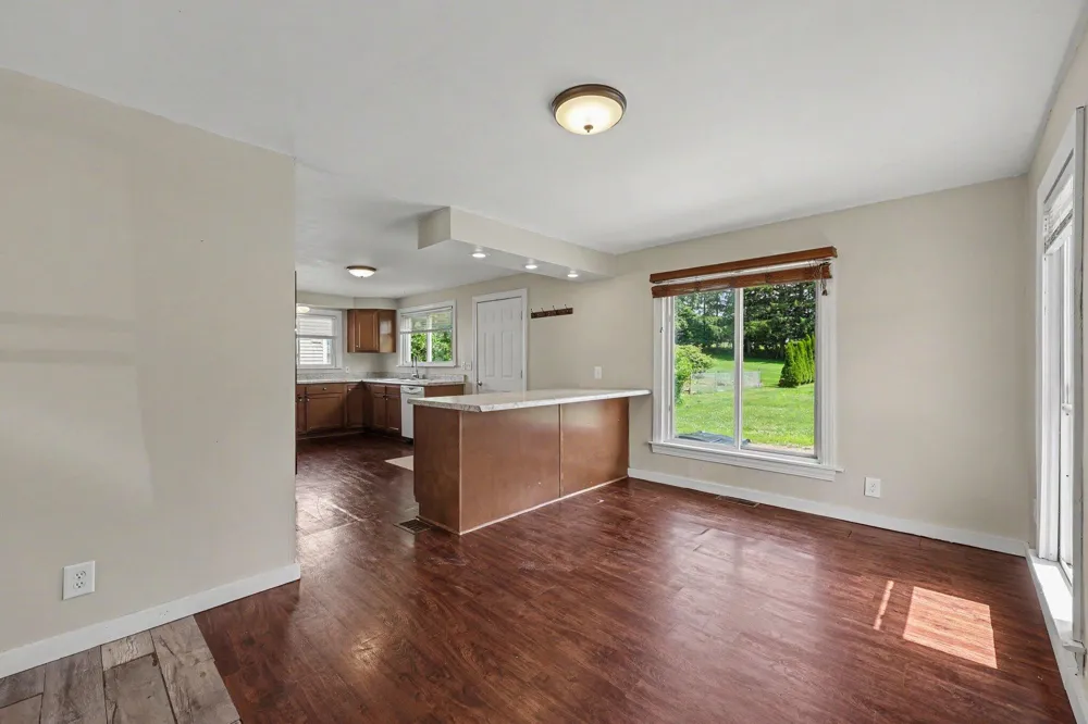 408 E Chicago Street Jonesville City, MI 49250