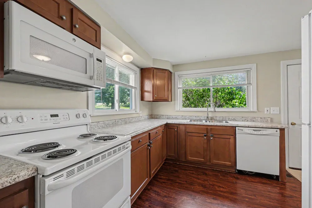 408 E Chicago Street Jonesville City, MI 49250