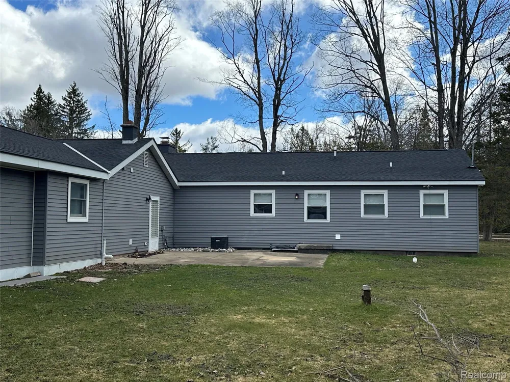7726 Lake Street Alanson Village, MI 49706