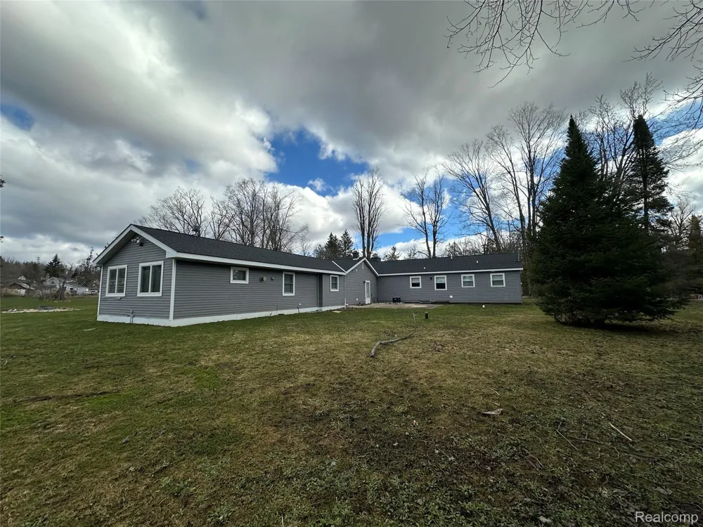 7726 Lake Street Alanson Village, MI 49706