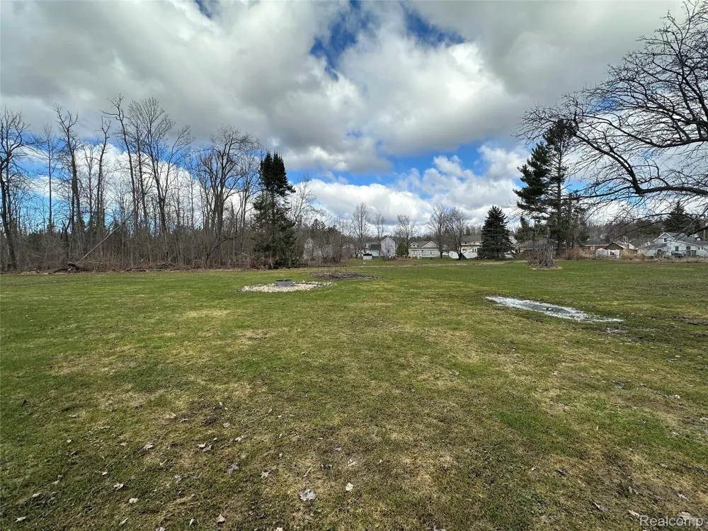 7726 Lake Street Alanson Village, MI 49706
