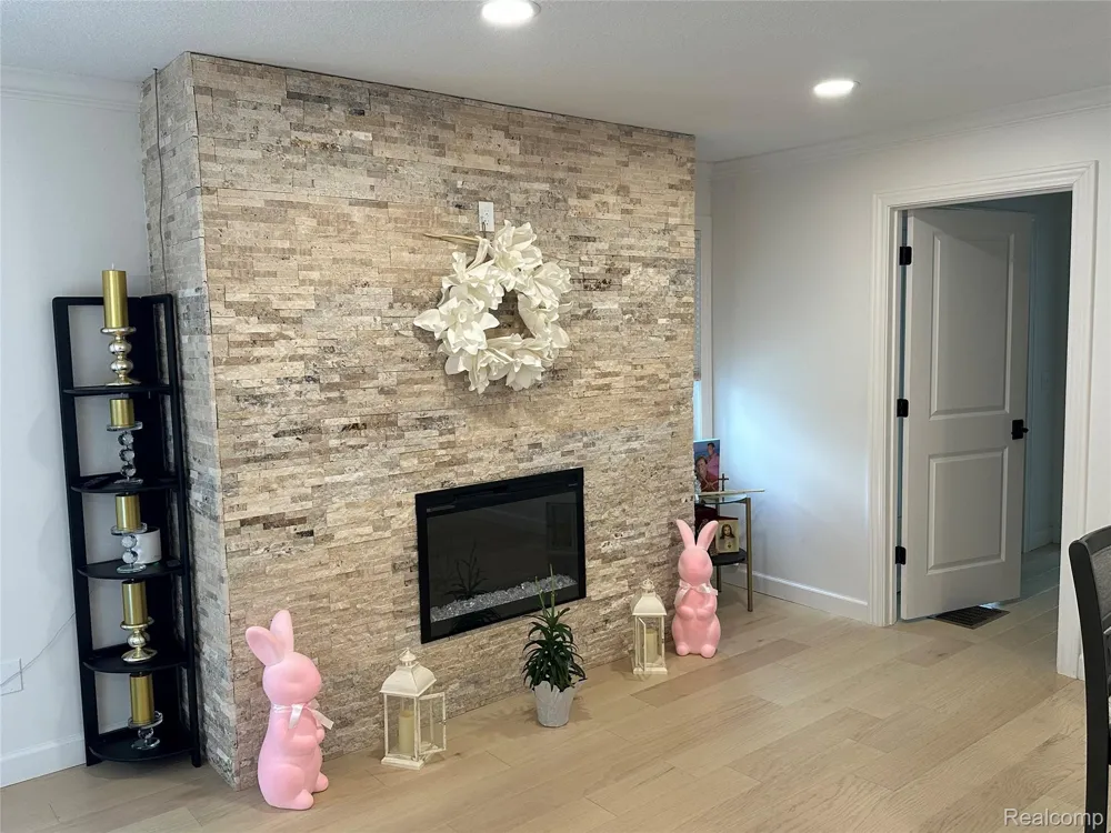 7726 Lake Street Alanson Village, MI 49706