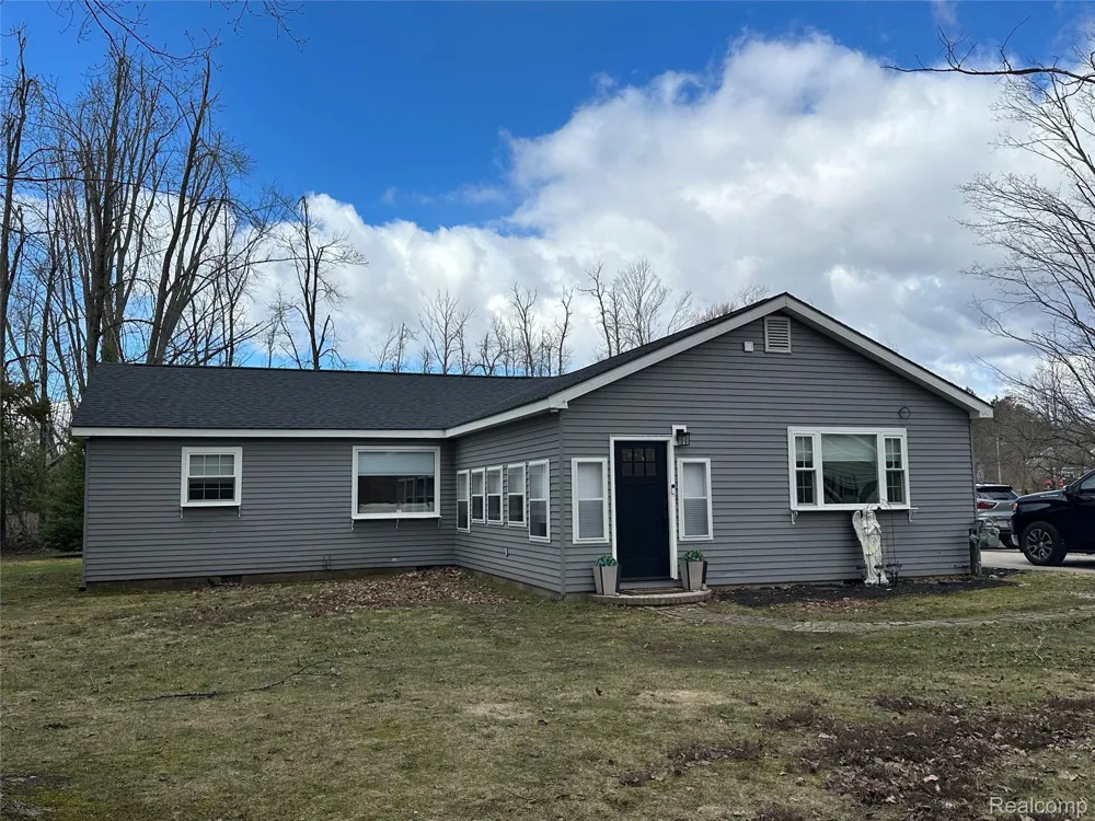 7726 Lake Street Alanson Village, MI 49706