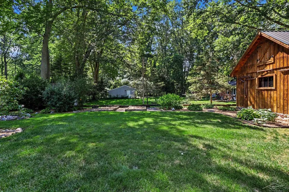2530 Sierra Drive James Township, MI 48609
