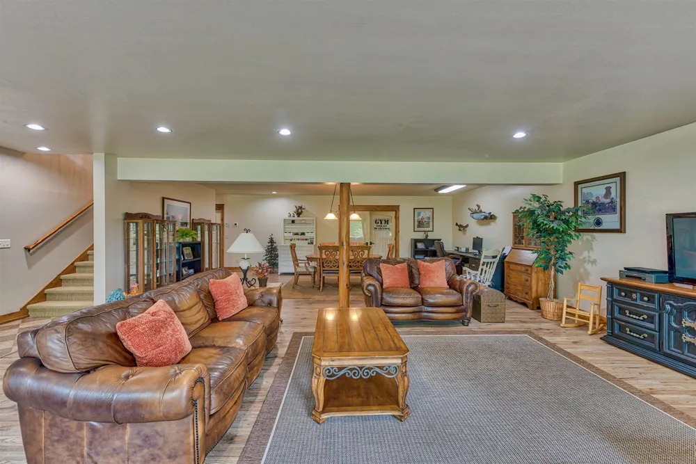 7249 NE Blue Lake Road Blue Lake Township, MI 49646