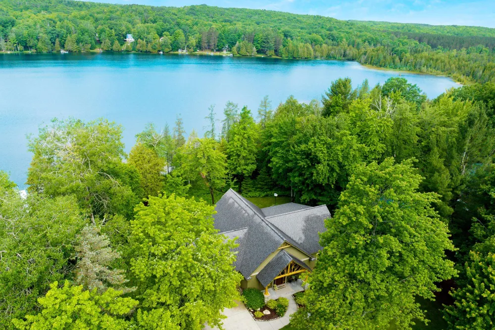 7249 NE Blue Lake Road Blue Lake Township, MI 49646