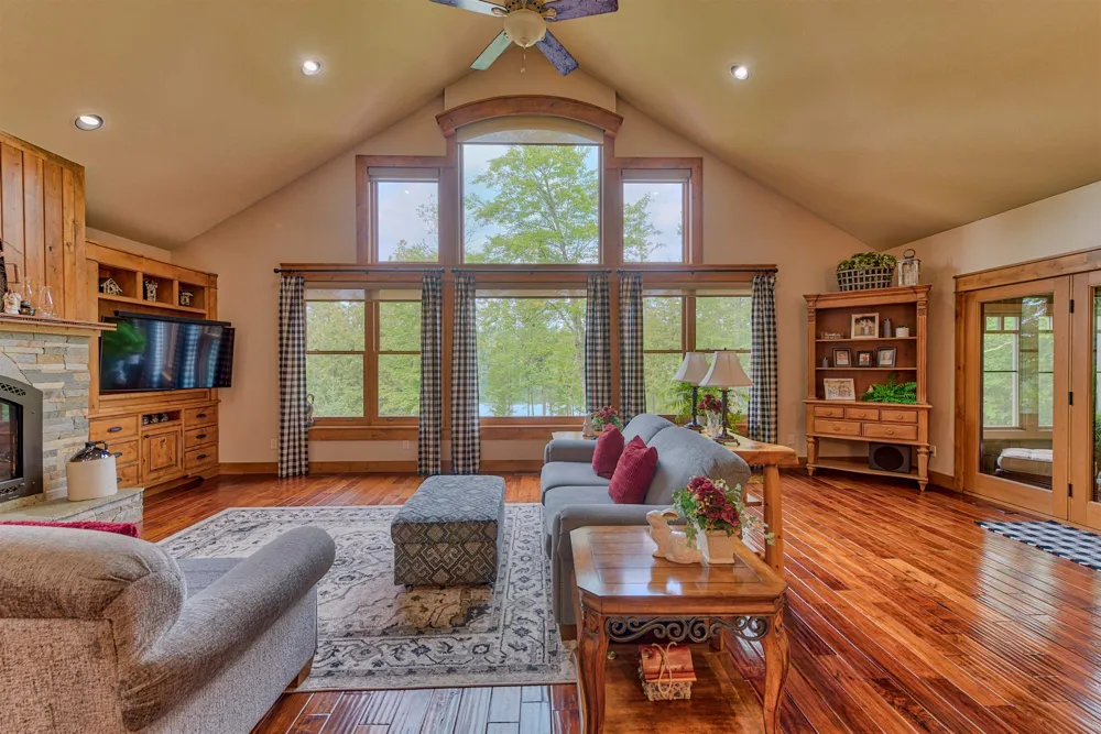 7249 NE Blue Lake Road Blue Lake Township, MI 49646