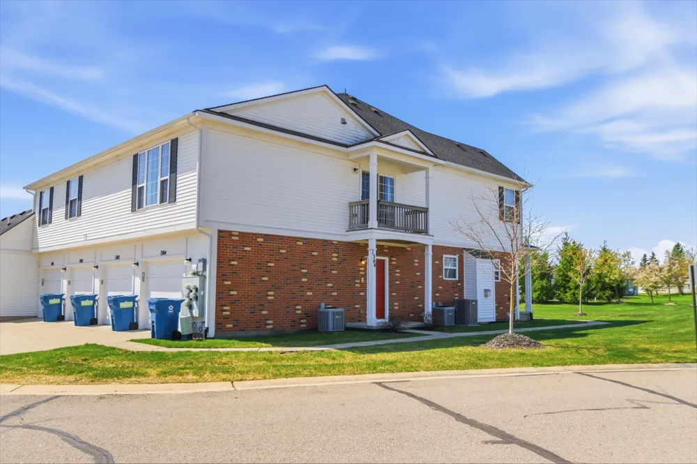 1304 Riversedge Drive Saline Township, MI 48176