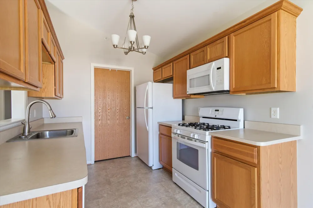 1304 Riversedge Drive Saline Township, MI 48176