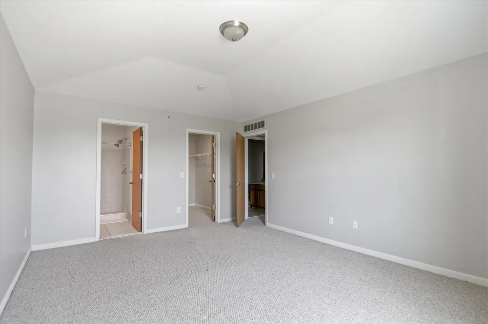 1304 Riversedge Drive Saline Township, MI 48176