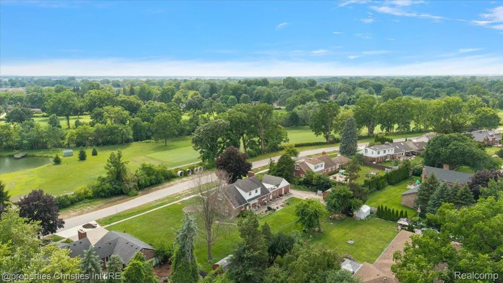 14700 Fox Redford Charter Township, MI 48239