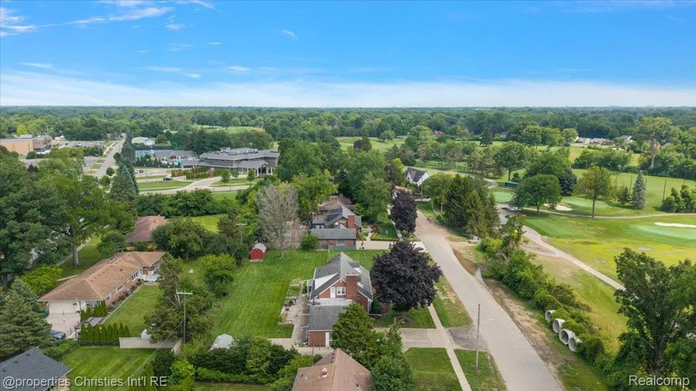 14700 Fox Redford Charter Township, MI 48239