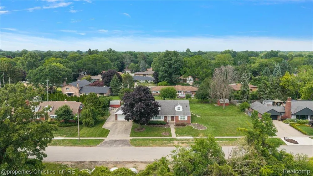 14700 Fox Redford Charter Township, MI 48239