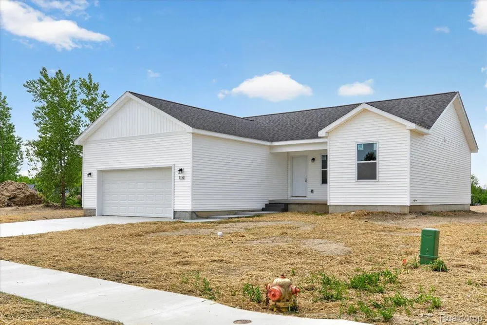 3156 Daisy Way Way Burton City, MI 48519