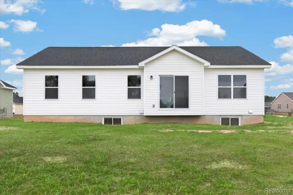 3156 Daisy Way Way Burton City, MI 48519