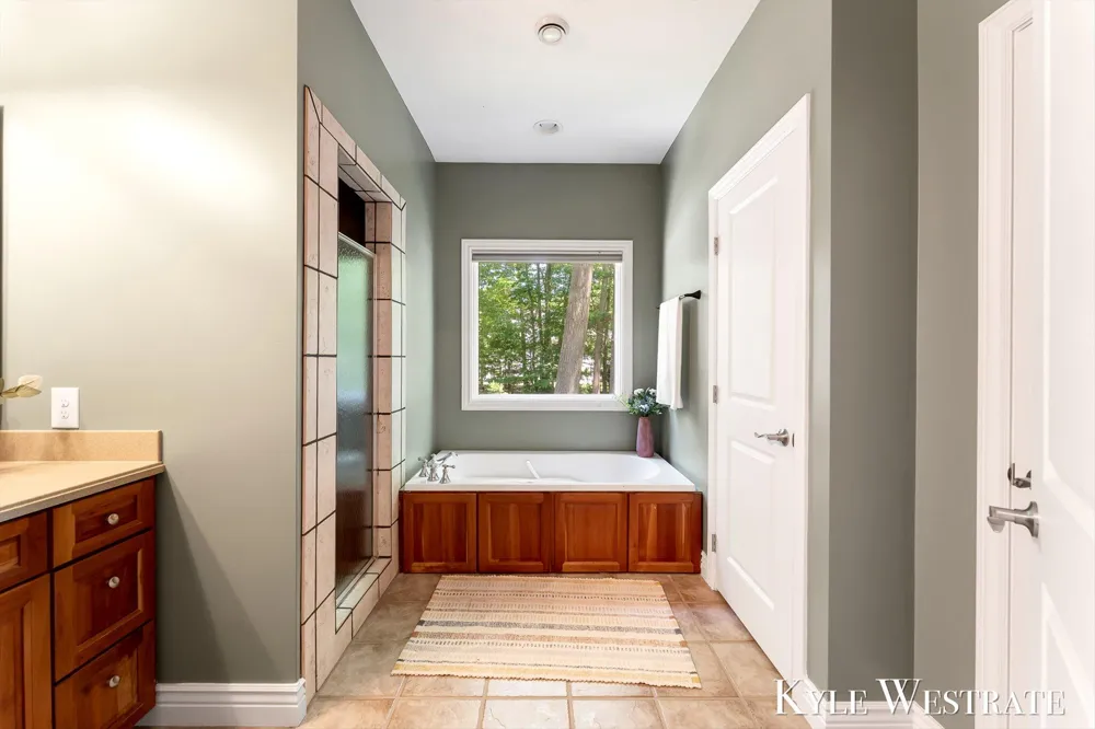 6334 Red Rock Court Norton Shores City, MI 49444
