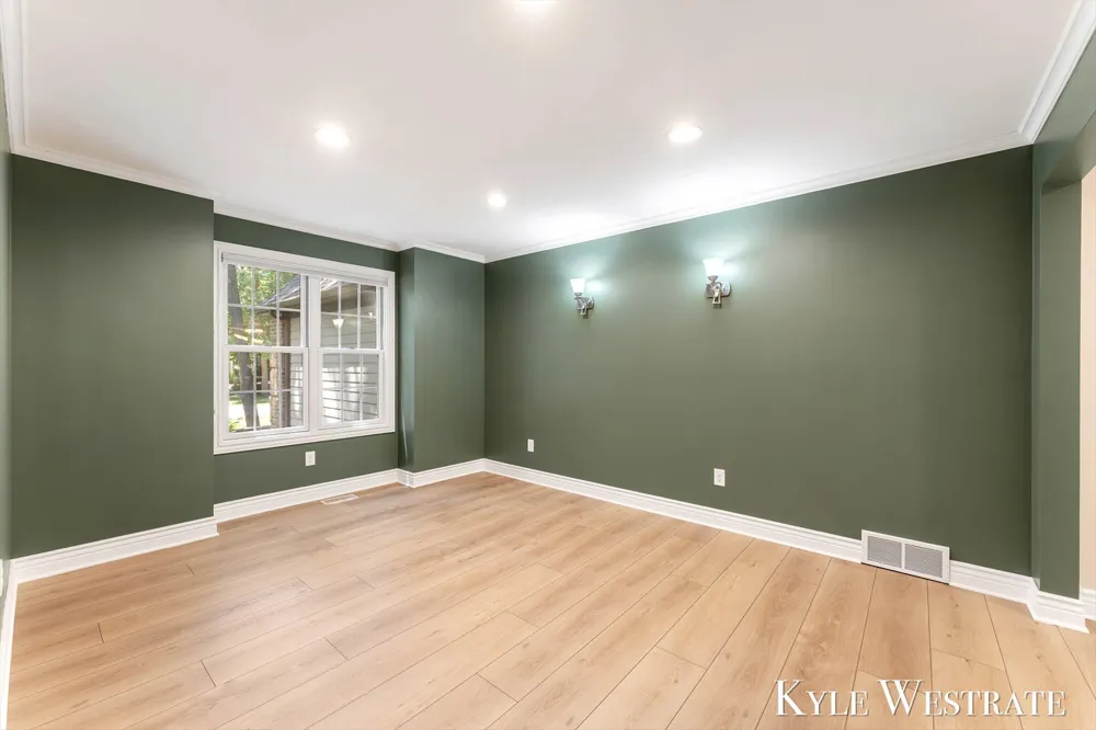 6334 Red Rock Court Norton Shores City, MI 49444