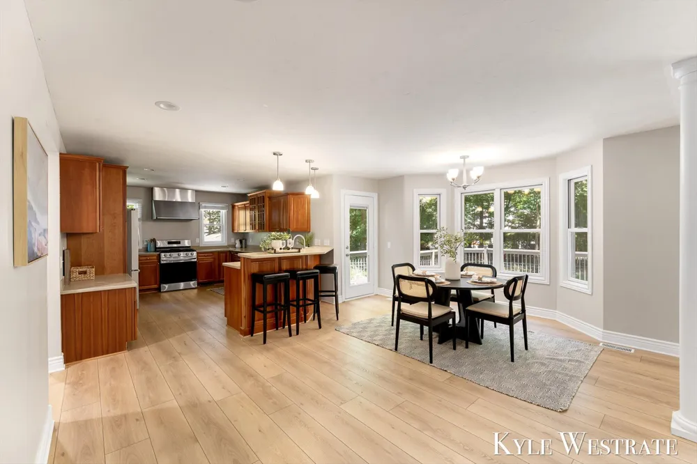 6334 Red Rock Court Norton Shores City, MI 49444