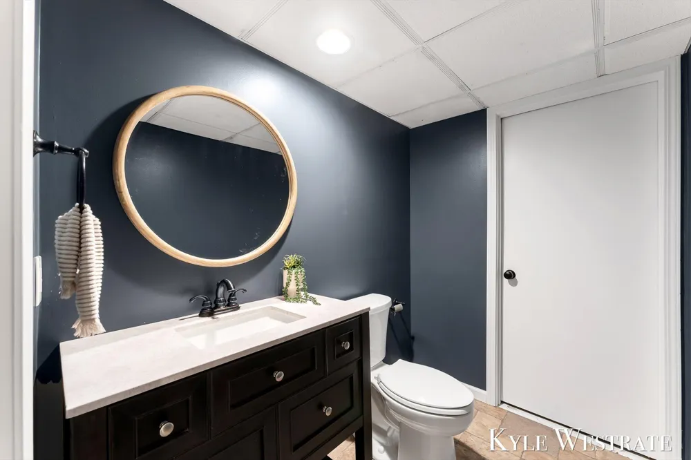 6334 Red Rock Court Norton Shores City, MI 49444