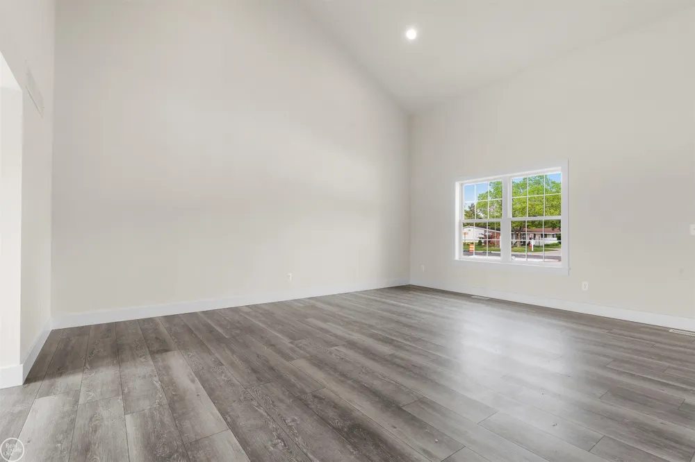 1 Carney Drive St Clair City, MI 48079