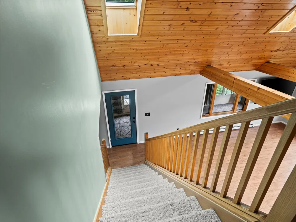 5265 Bates Acme Township, MI 49690