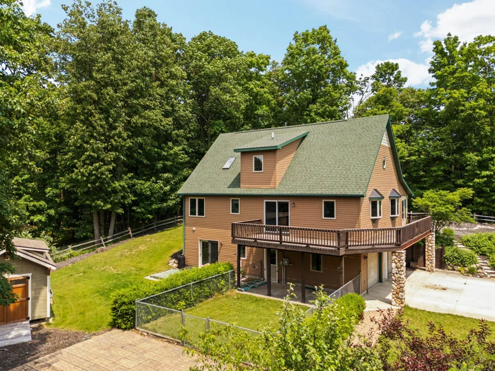5265 Bates Acme Township, MI 49690
